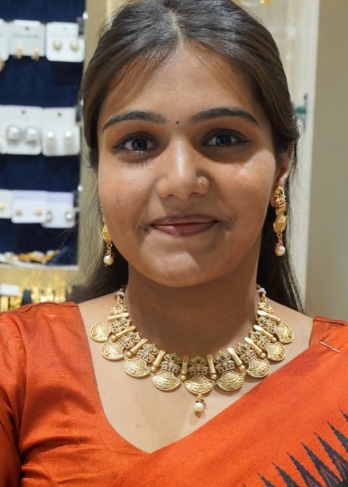 Ashu jewel